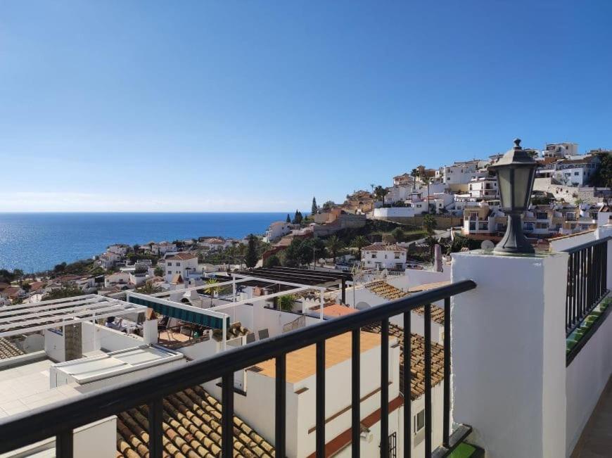Beautiful 4 Bedroom Town House In Punta Lara Casa de férias