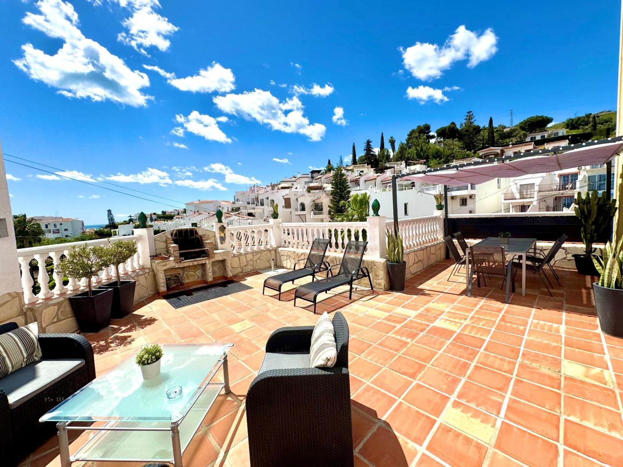 Сasa de vacaciones Casa Con Gran Terraza, Muy Luminosa Y En Tranquila Zona Residencial
