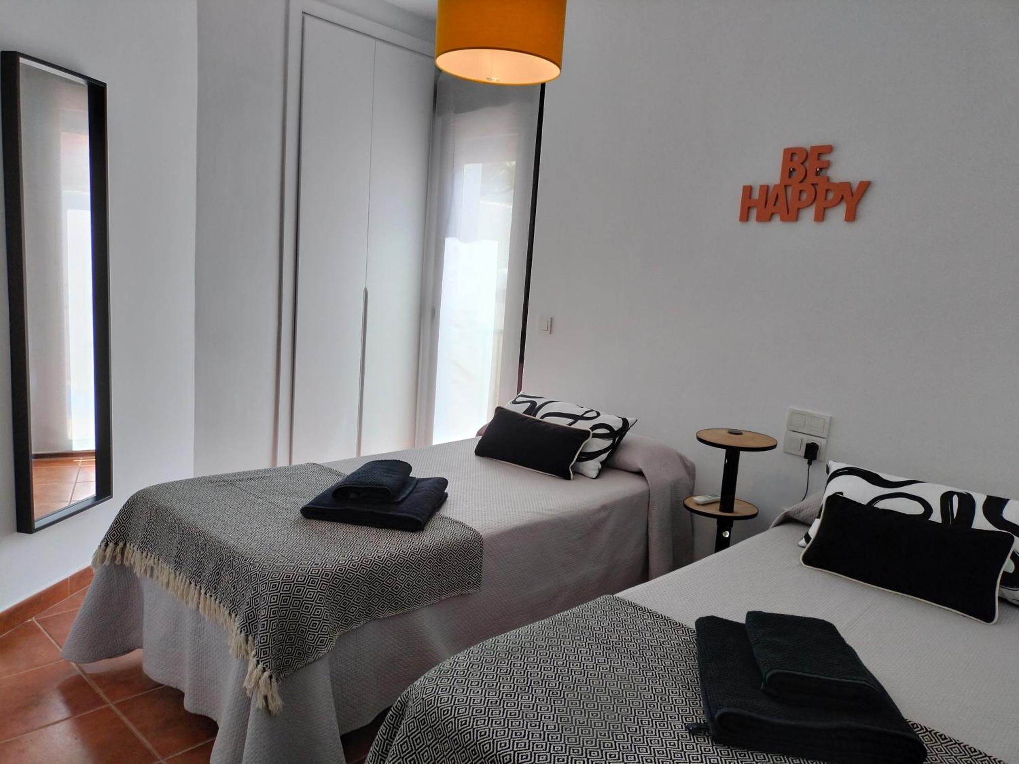 Apartamento C/piscina Centro Apartment *
