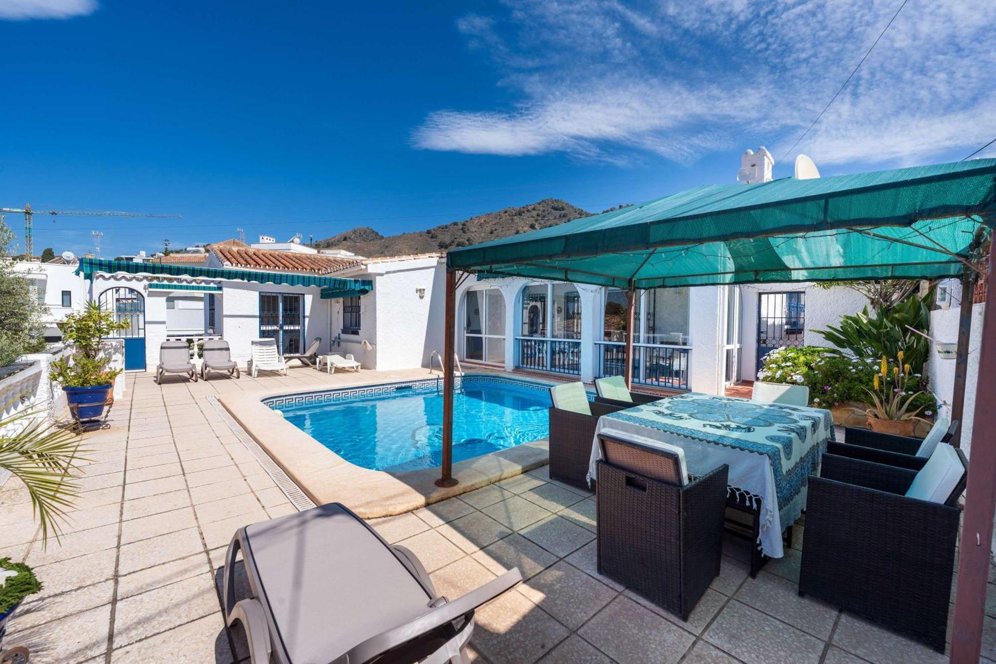 Casa Laybac Villa *