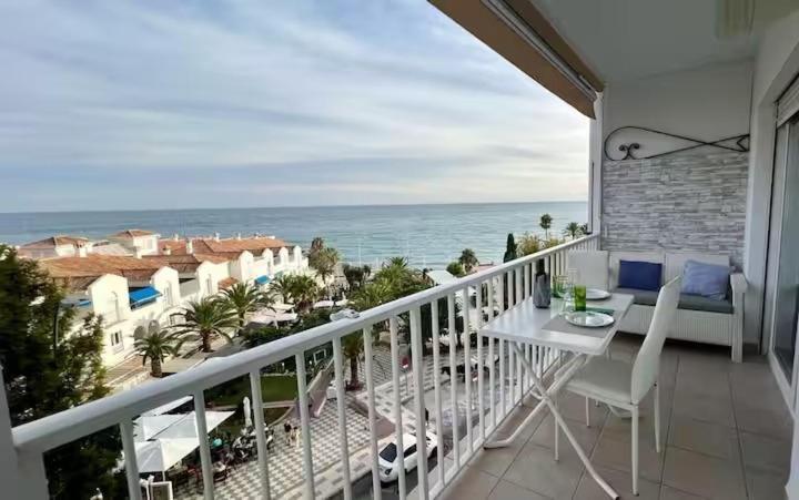 Rentitspain Vistas Unicas Apartamento