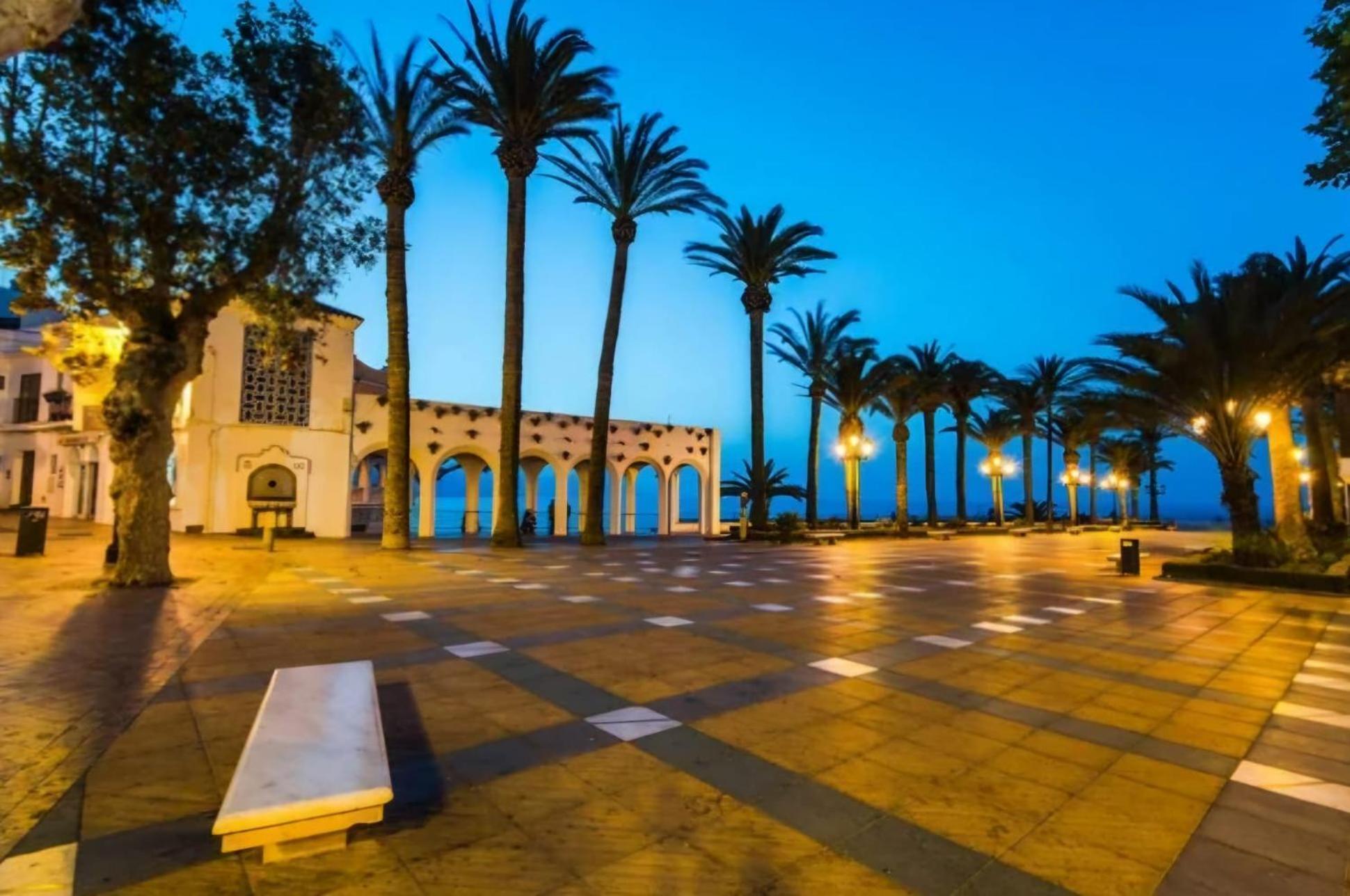 Prachtig In 2025 Gerenoveerd Met Airco In El Capistrano Village Apartamento Nerja