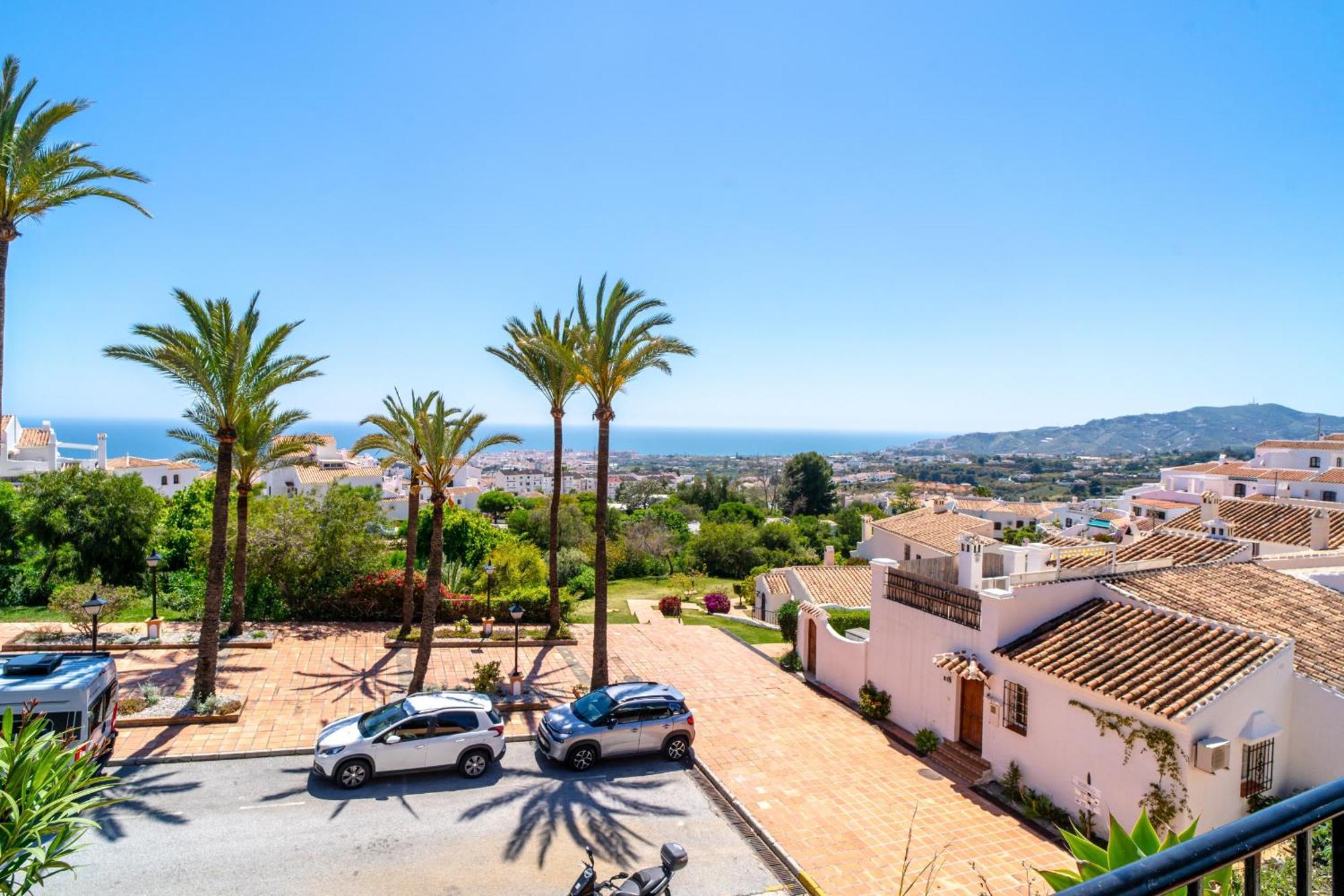 Hibiscos 33 Rooftop Vista By Casasol Nerja