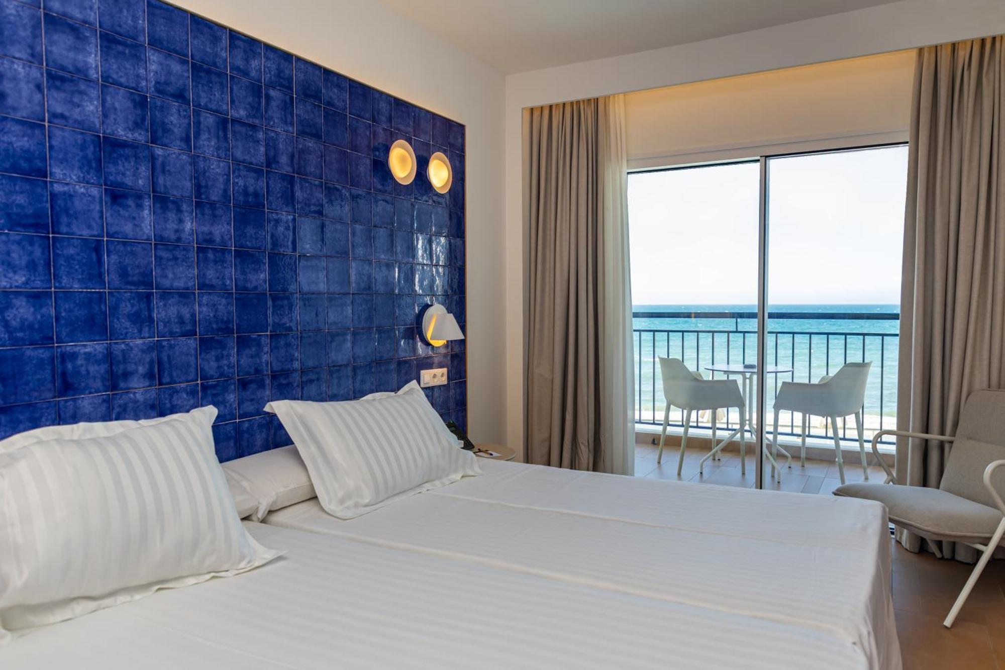 Hotel Perla Marina 4*