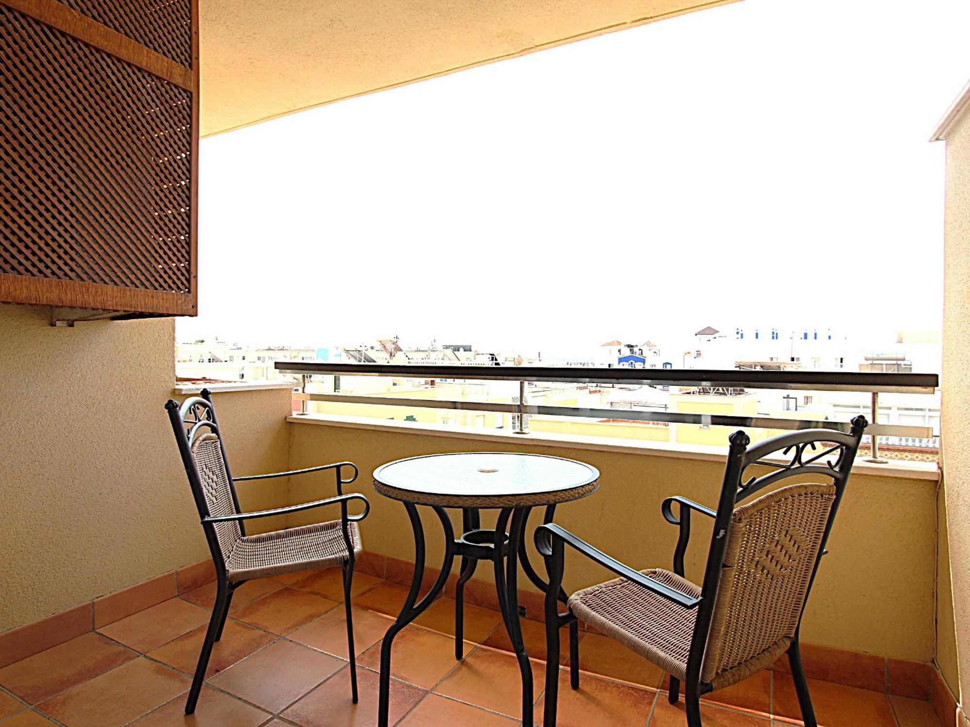 Mediterraneo, Town Centre Apartment *