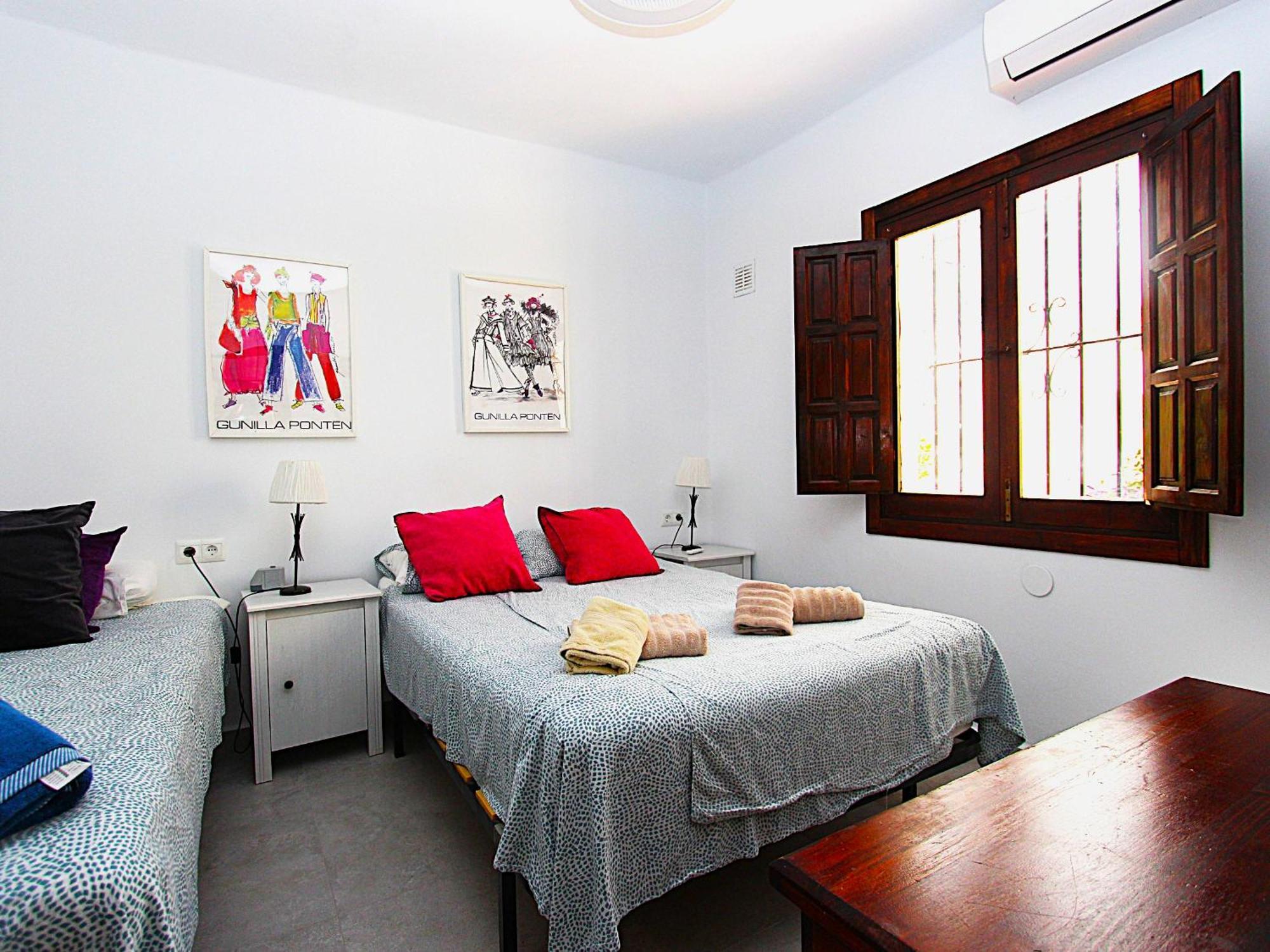 Stunning Views And Well Presented 2 Bed In Punta Lara Pc11 Villa *