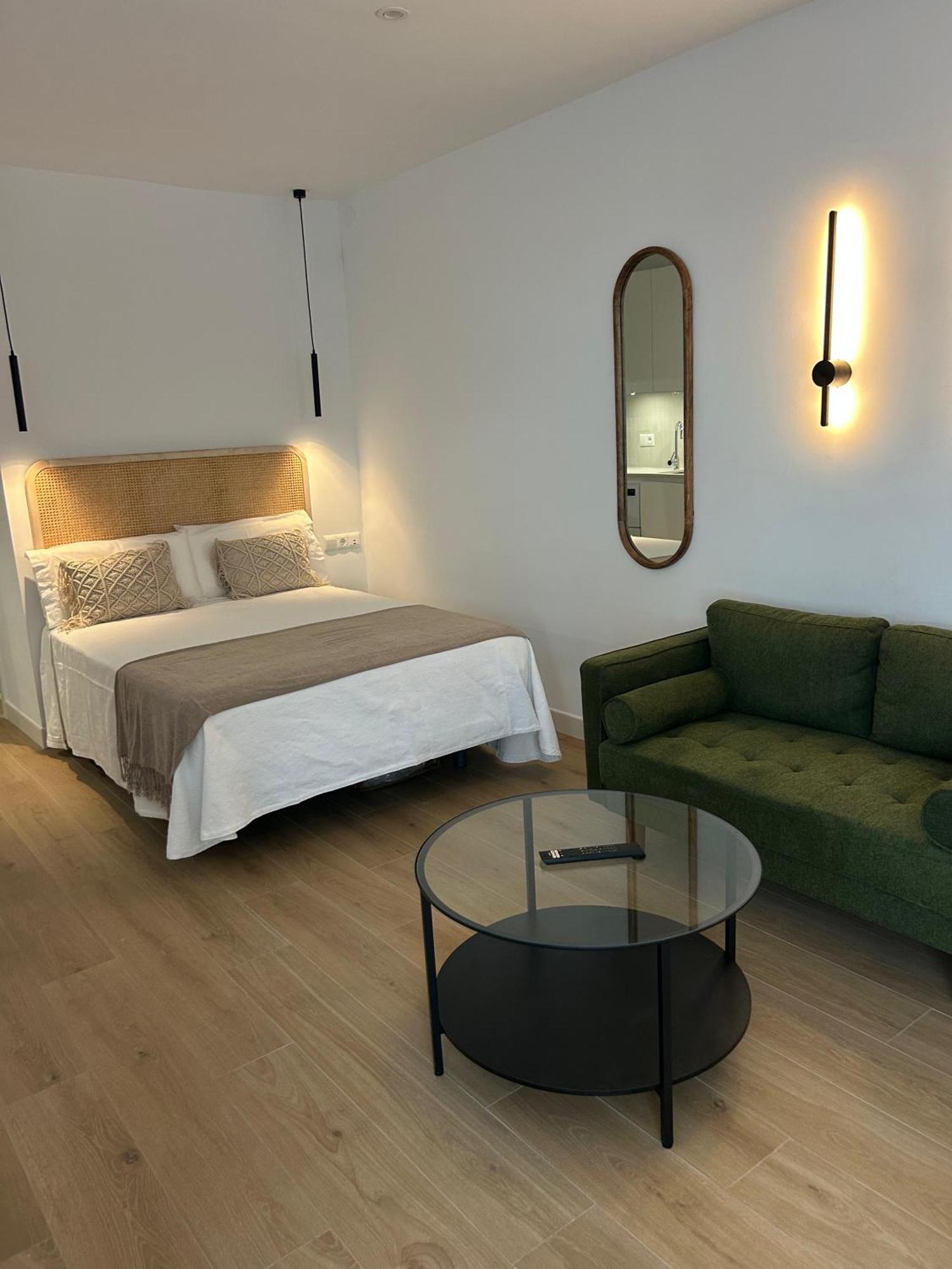 Seashore - A La Orilla Del Mar En Apartamento Nerja