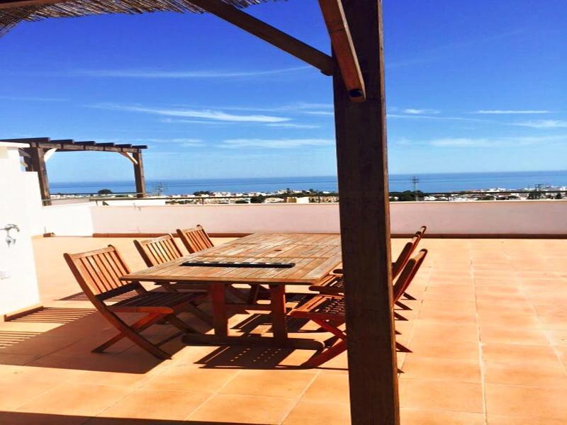 De 2* Nerja