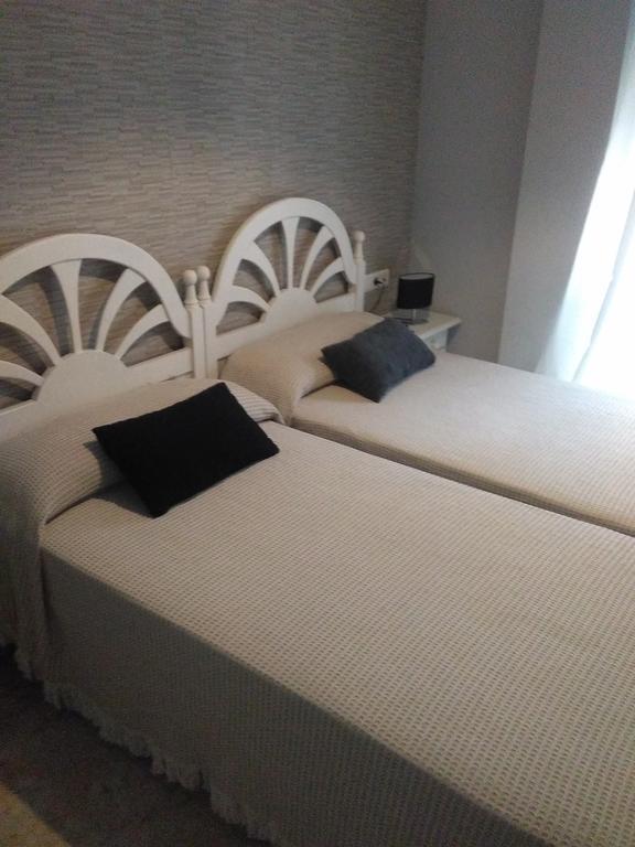 Luna De Hotel