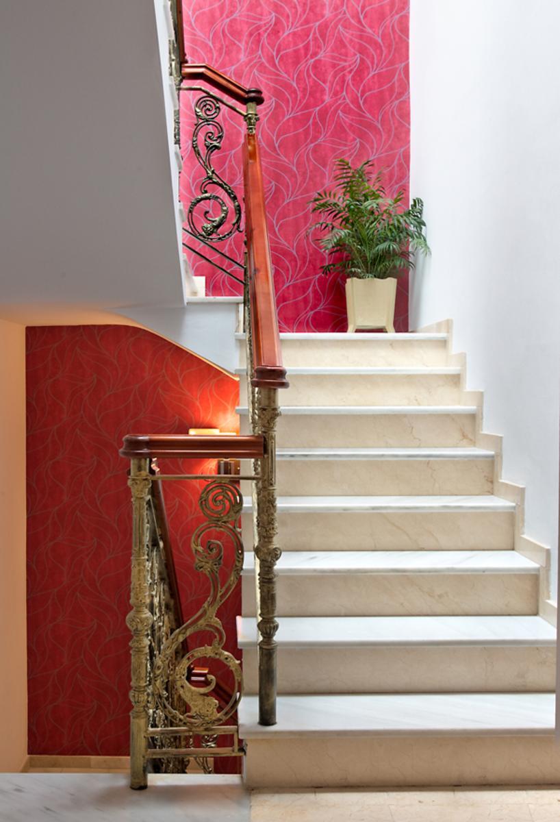 Abril Guest house 2*