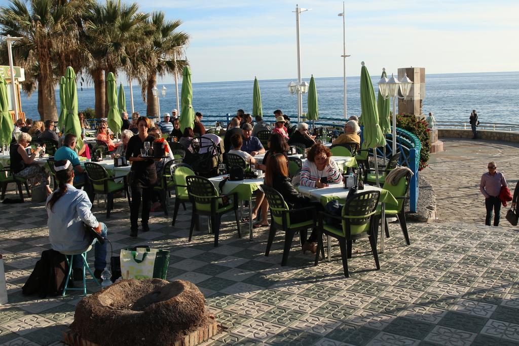 Andaluz - Algarrobo * Nerja