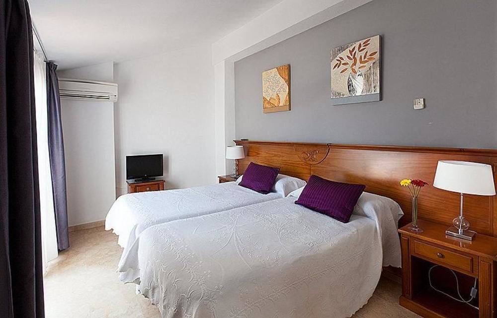 Abril Guest house 2*