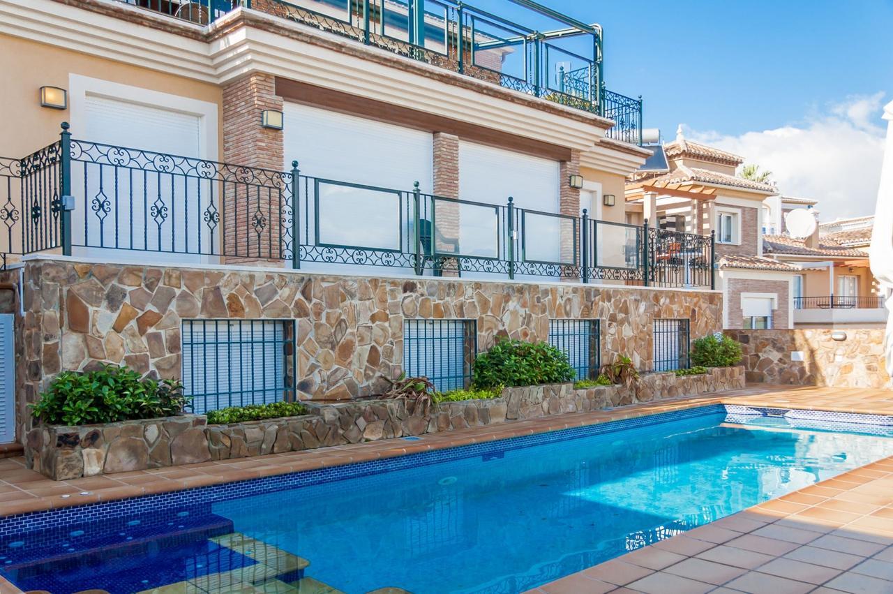 Vista Lara Villa