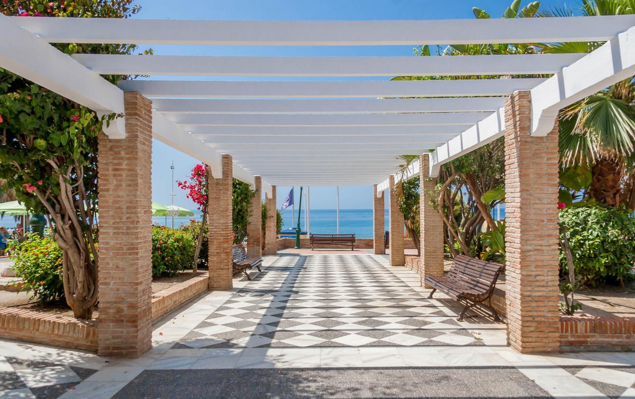 Villa Mirto Canovas *