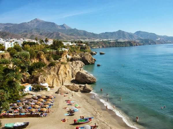 Alhambra - Adults Only Guest house 2*