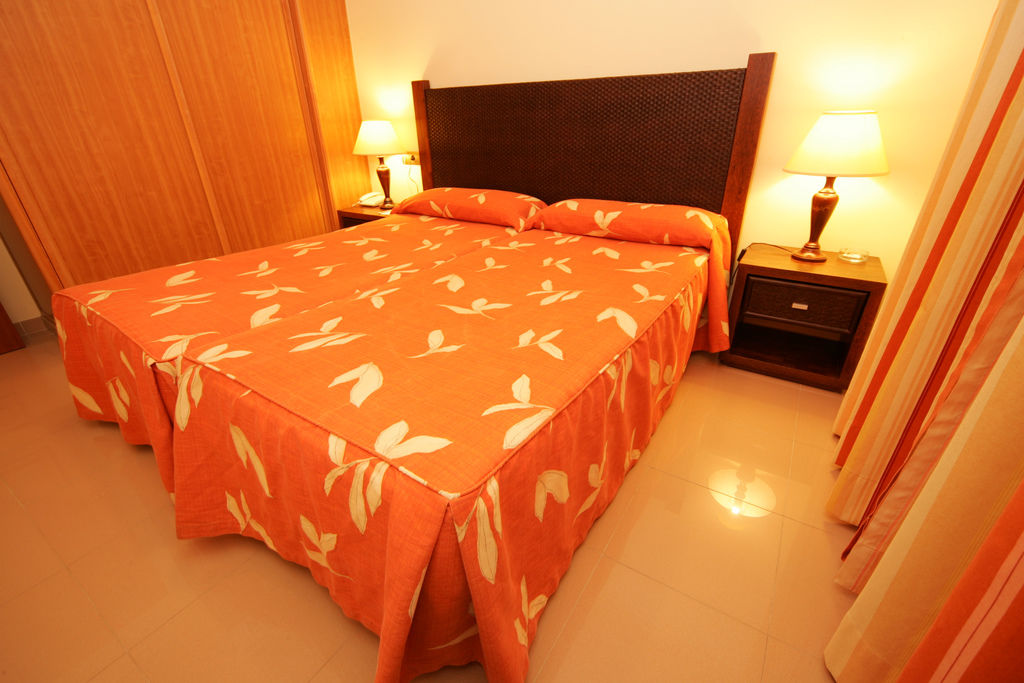 Hotel Toboso Apar - Turis 3*