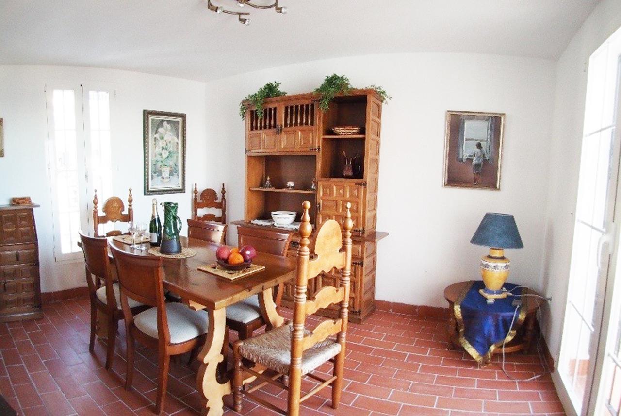 Сasa de vacaciones C/ Abetos 12 Urb. Algarrobo Nerja