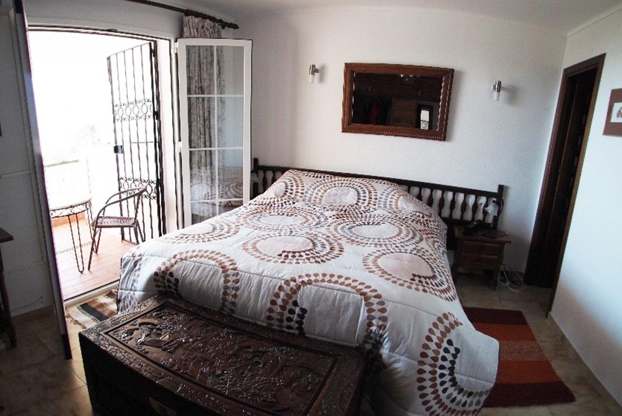 Сasa de vacaciones C/ Abetos 12 Urb. Algarrobo