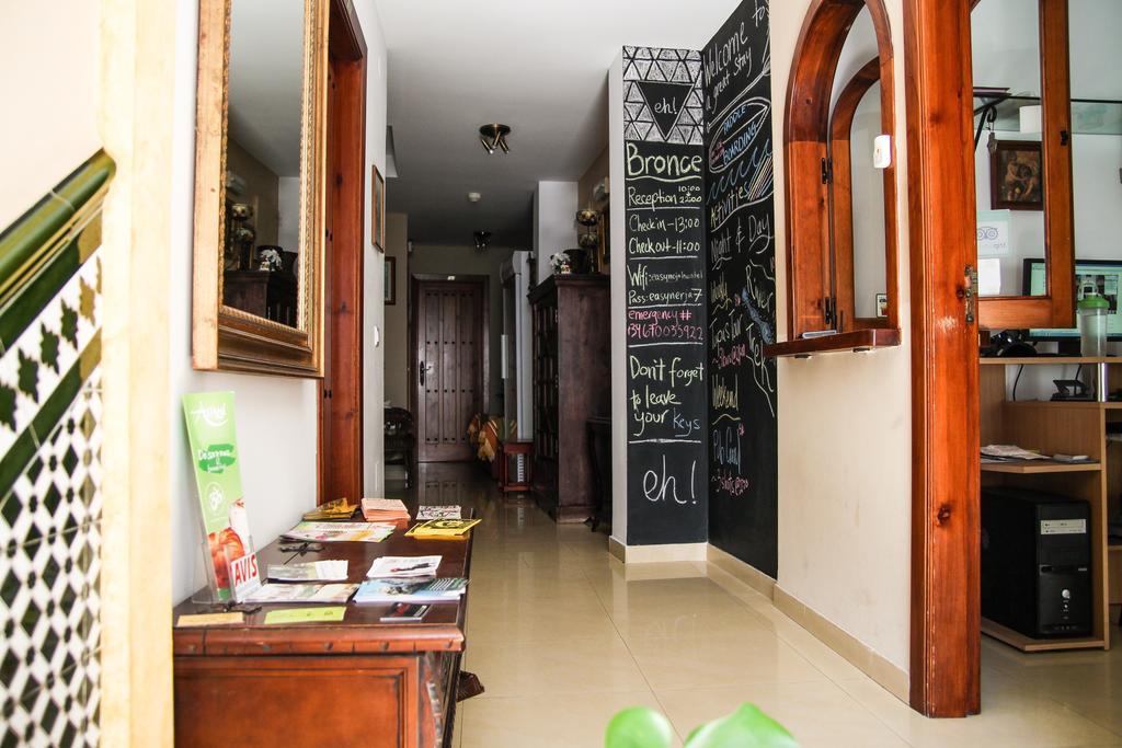Easy Bronce Guest house