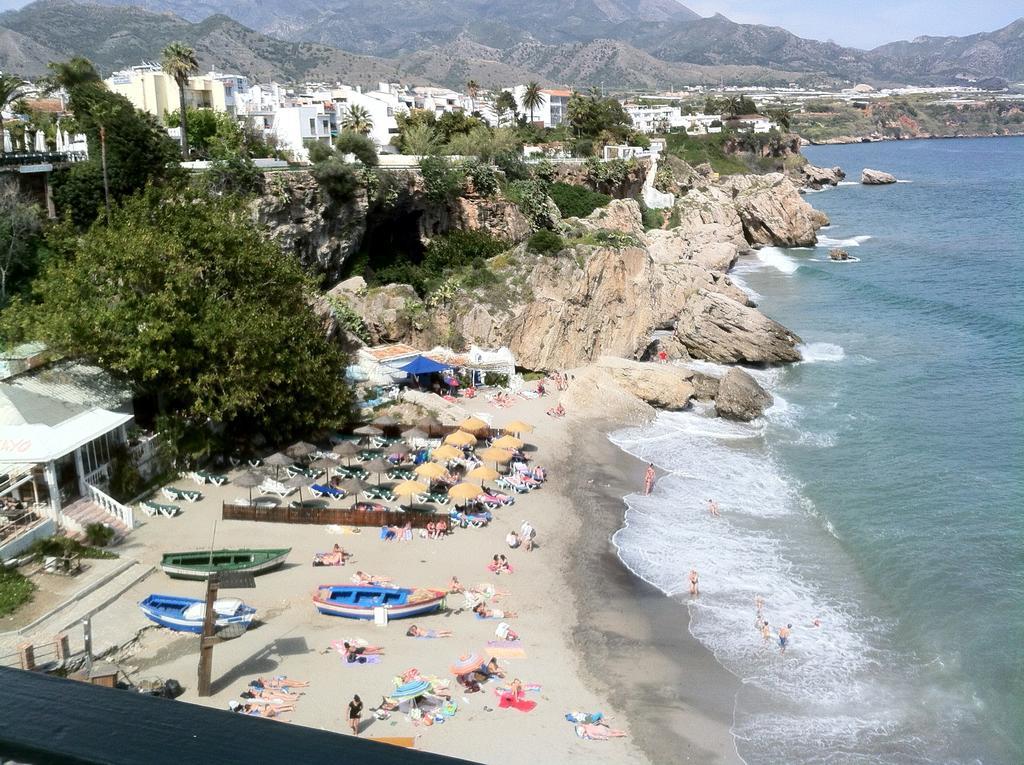 Dianes Holidays Apartment *