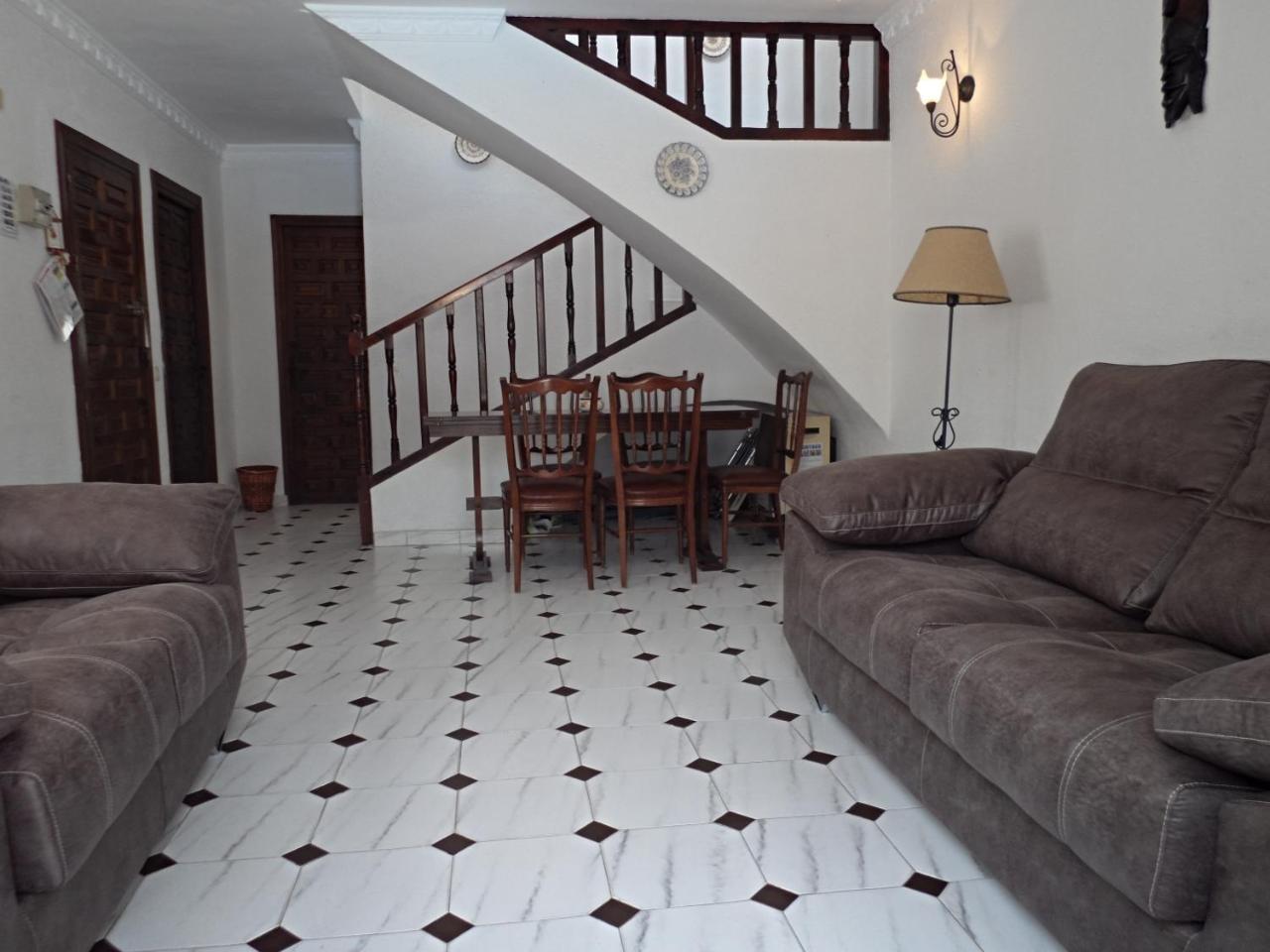 Nueva 79 Menyber Holiday home *