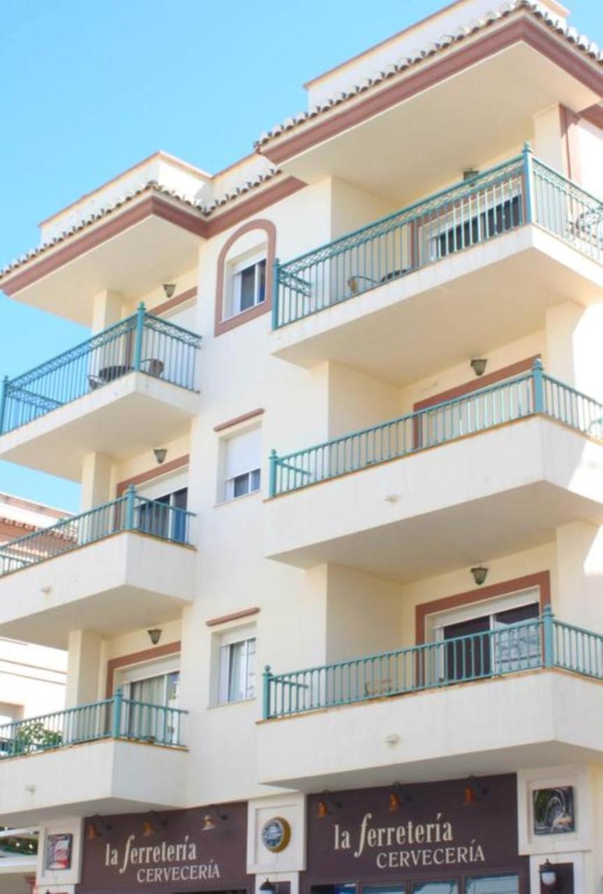 Latin Aparthotel *
