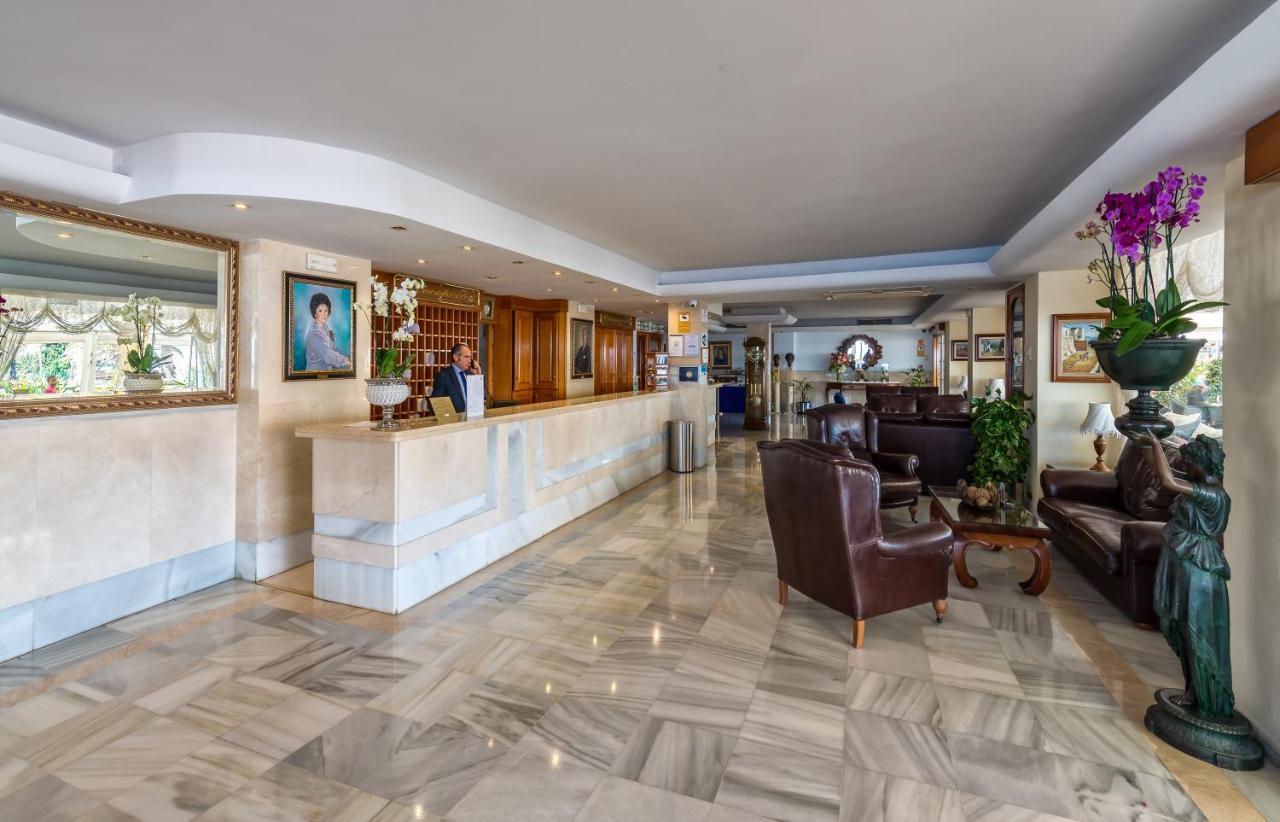 Hotel Balcón De Europa 4*