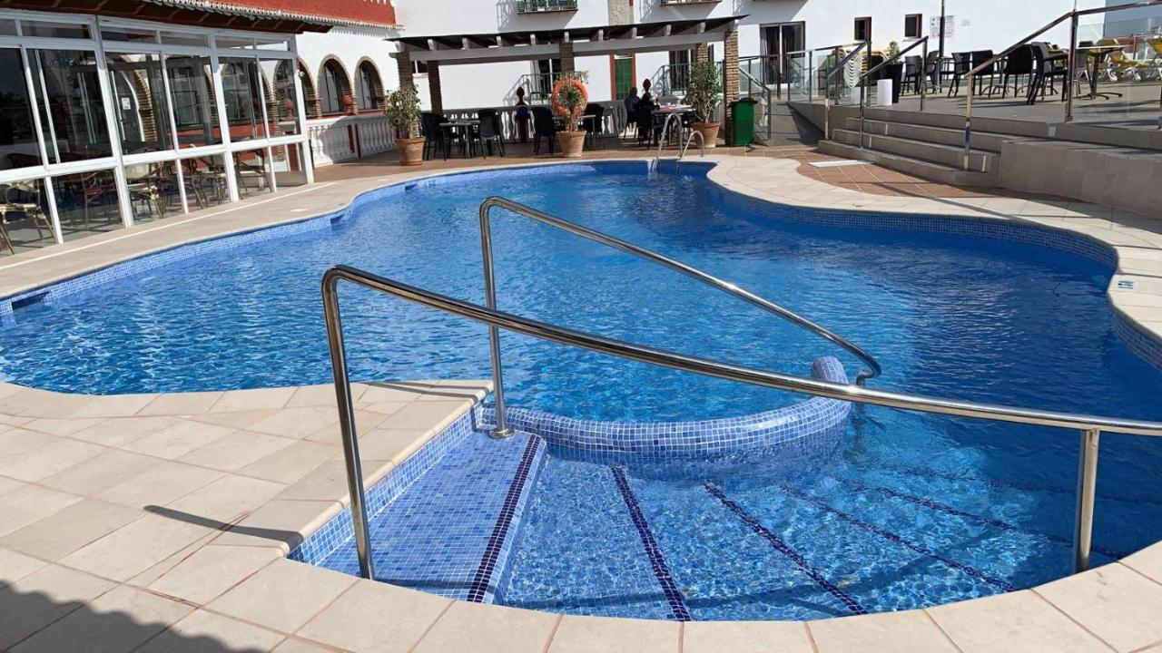 Club By Dorobe Nerja
