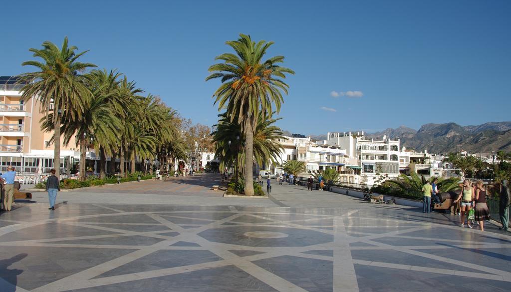 Azahara Pensión Nerja