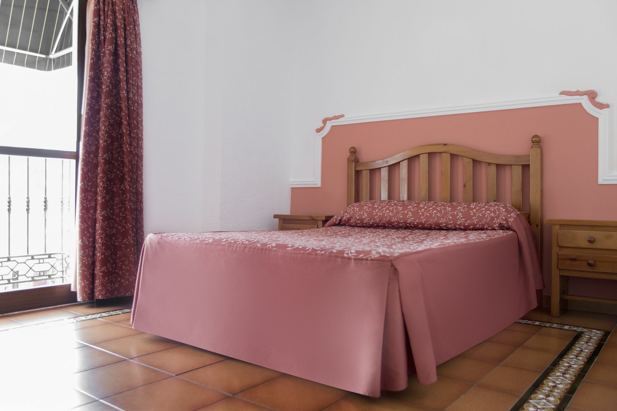 Alhambra - Adults Only Guest house