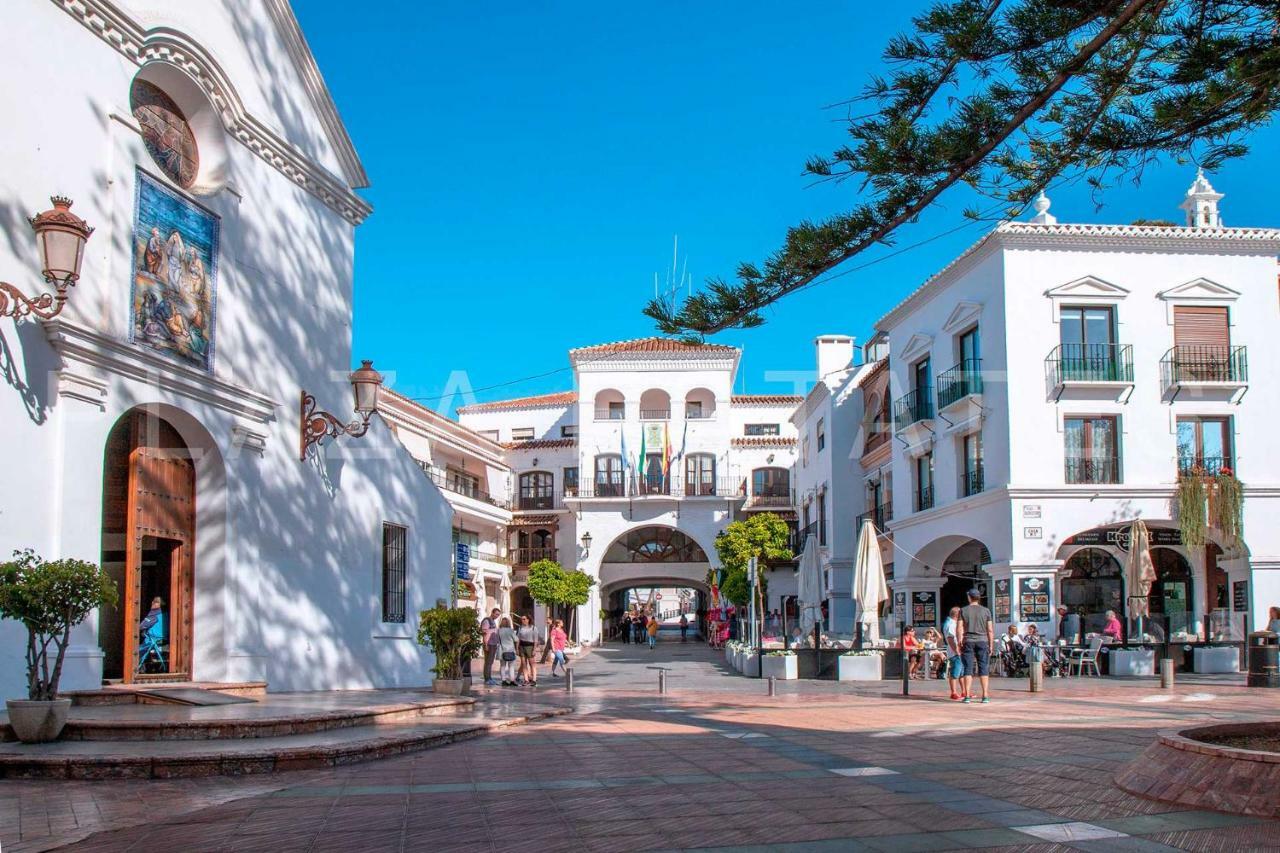 Apartamento Magnífico Al Lado De La Playa Torrecilla En Nerja