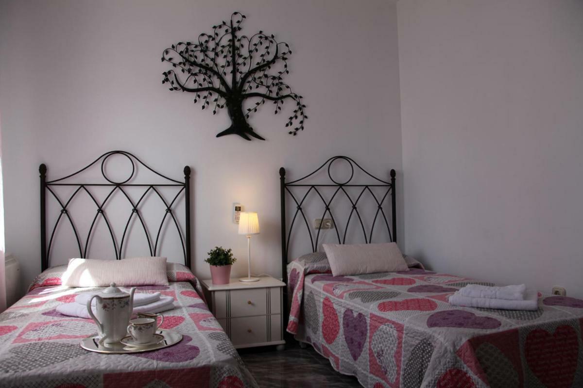 Eden Villa *