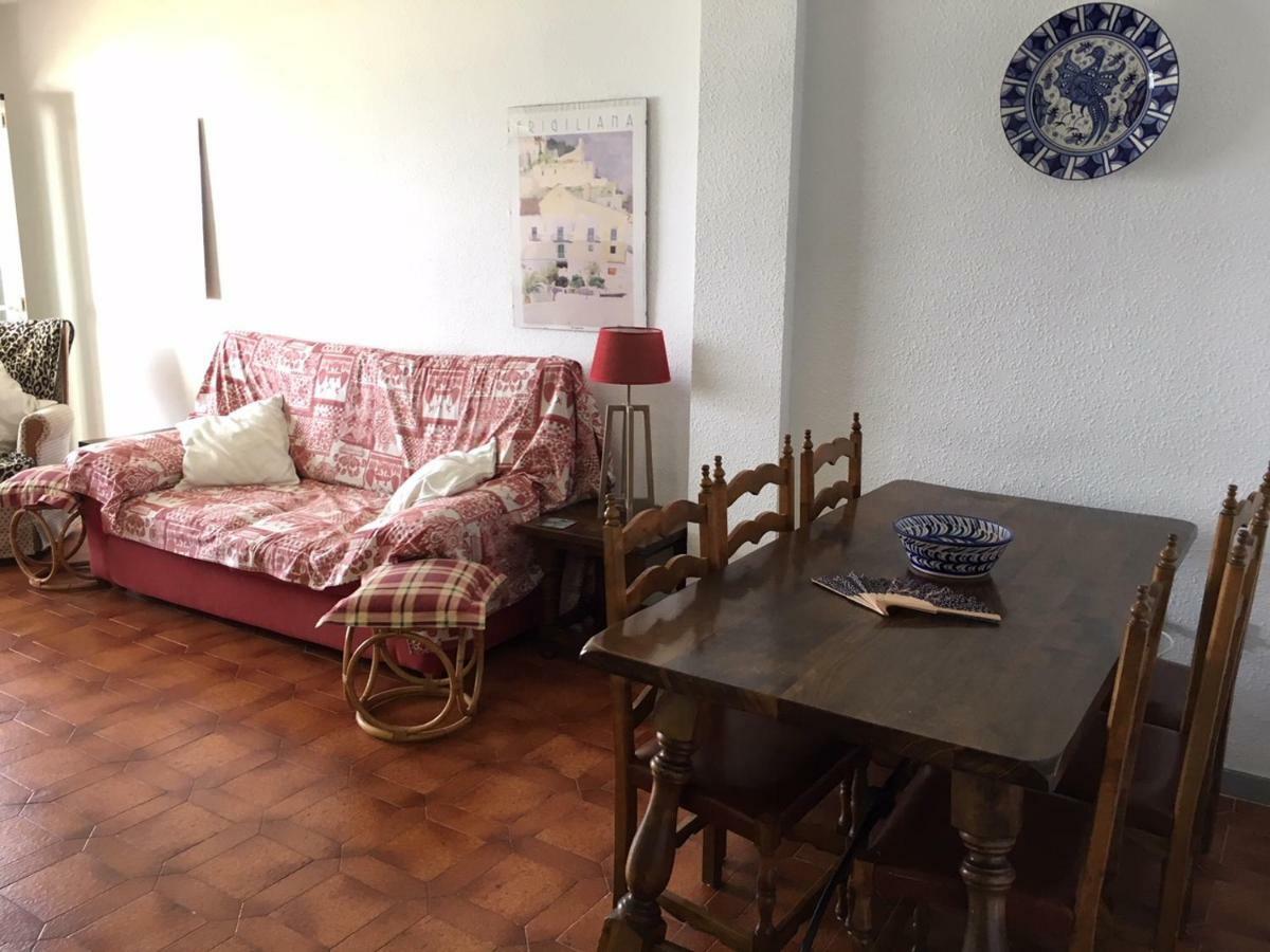 Palmeras 53 Menyber Nerja