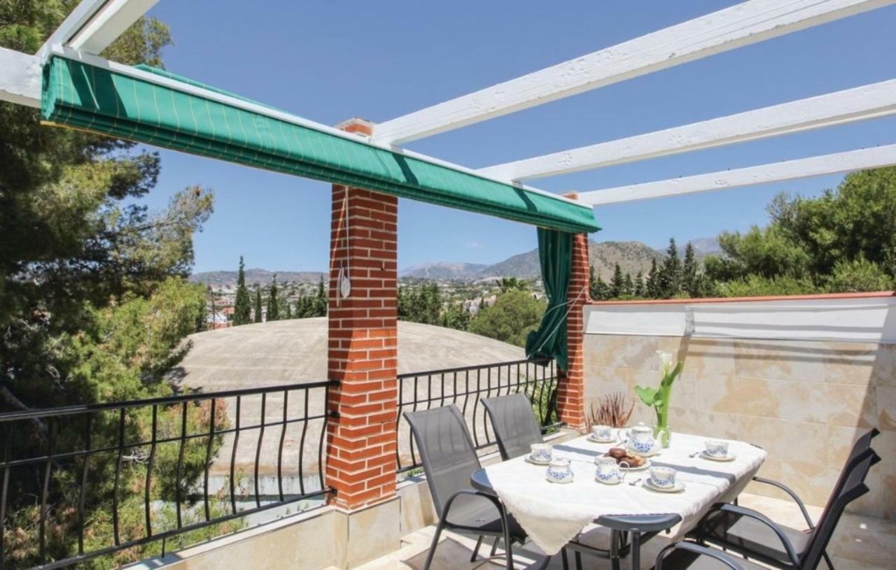 En Urb. Residencial 2 4 Per.