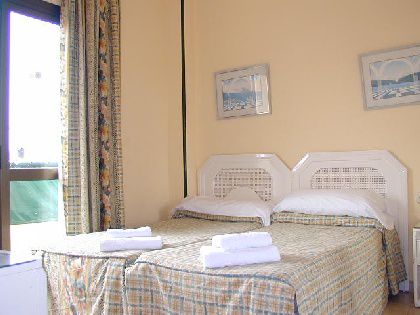 Mediterraneo Apts Apartamento *