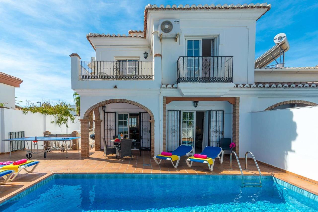 Paradise - Palomas Nerja