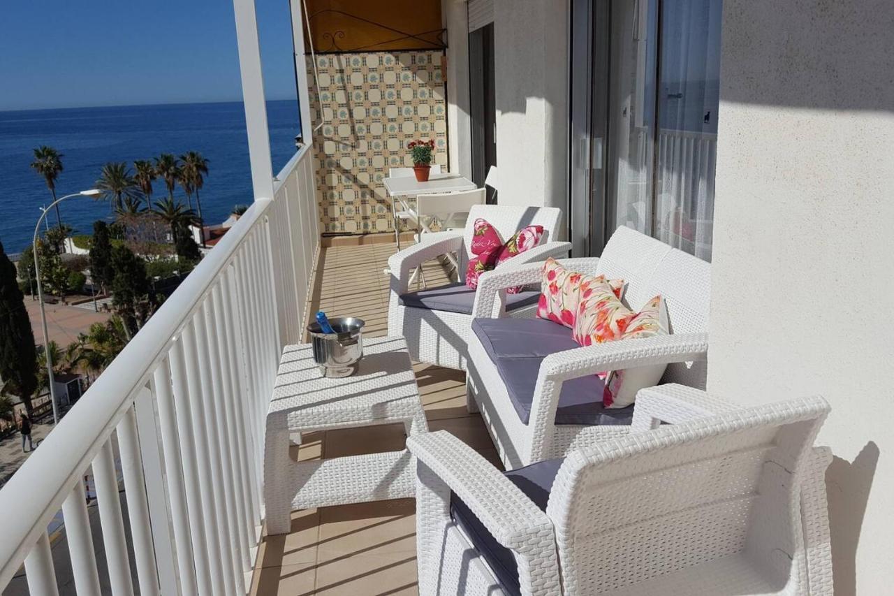 Delfin 4/9 Nerja