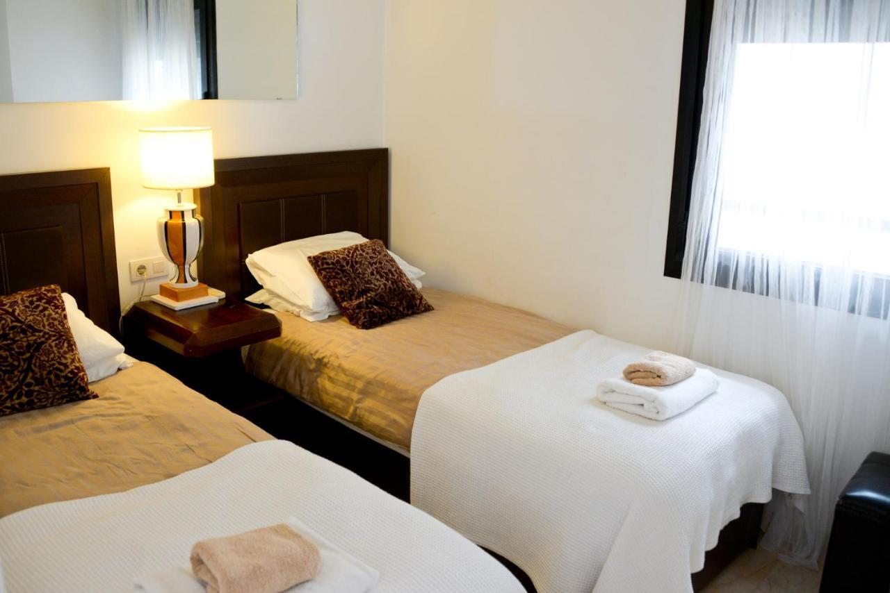 Calle Iglesia Apartment *