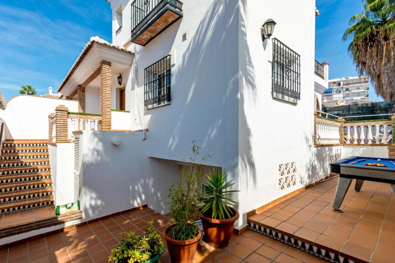 Paradise - Palomas Nerja