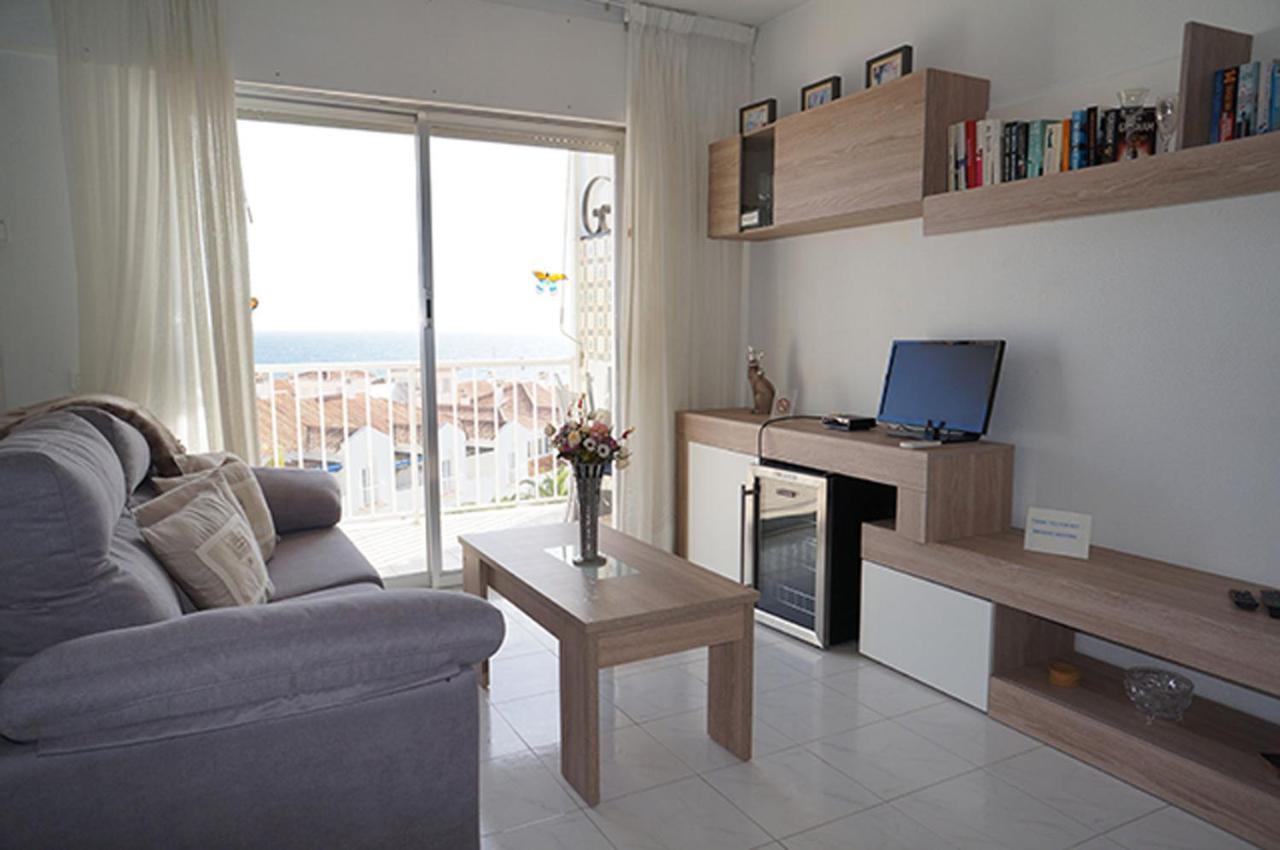 Delfin 4/9 * Nerja