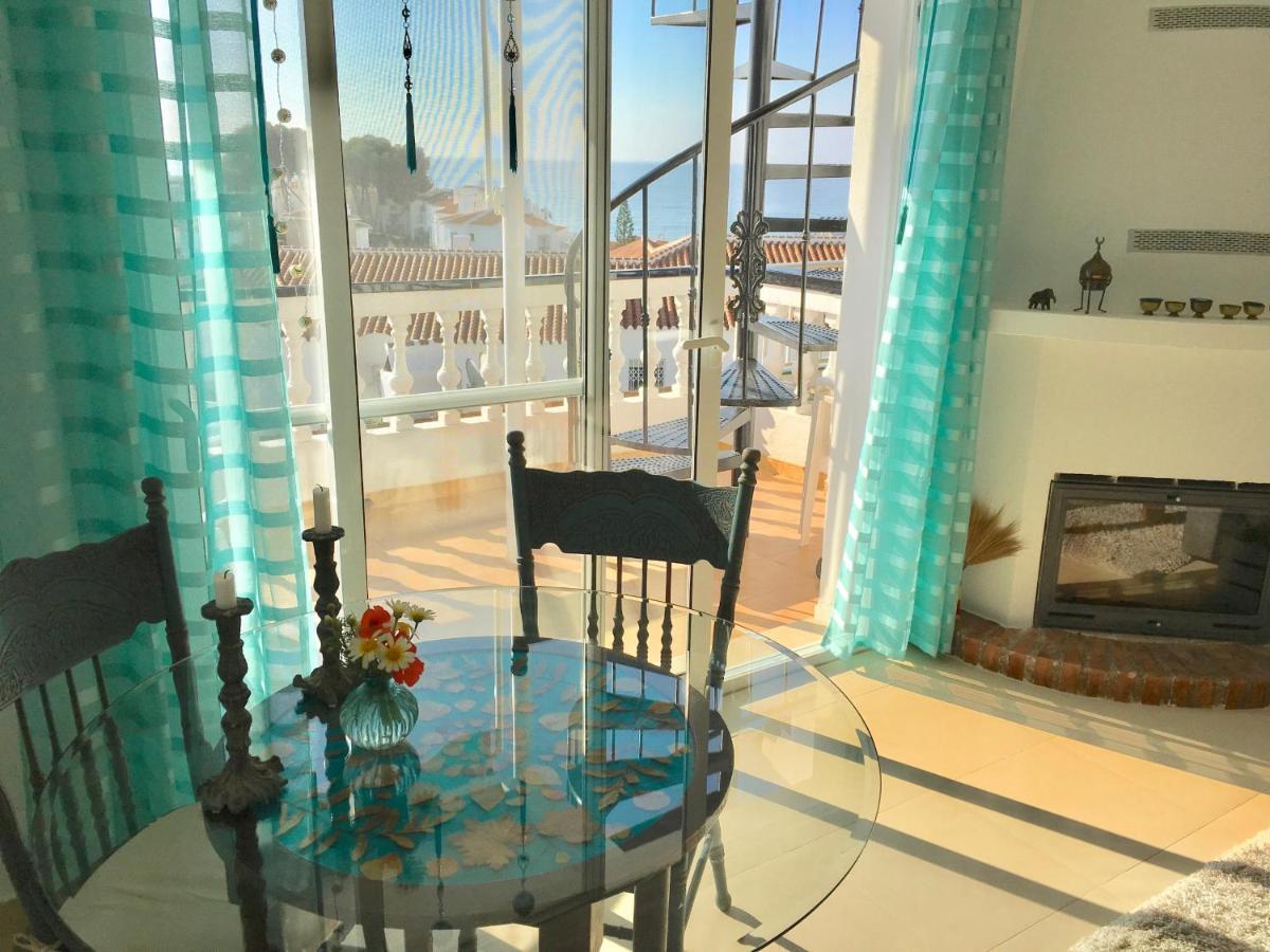 Urb. Punta Lara Calle Angelines 40 Holiday home *