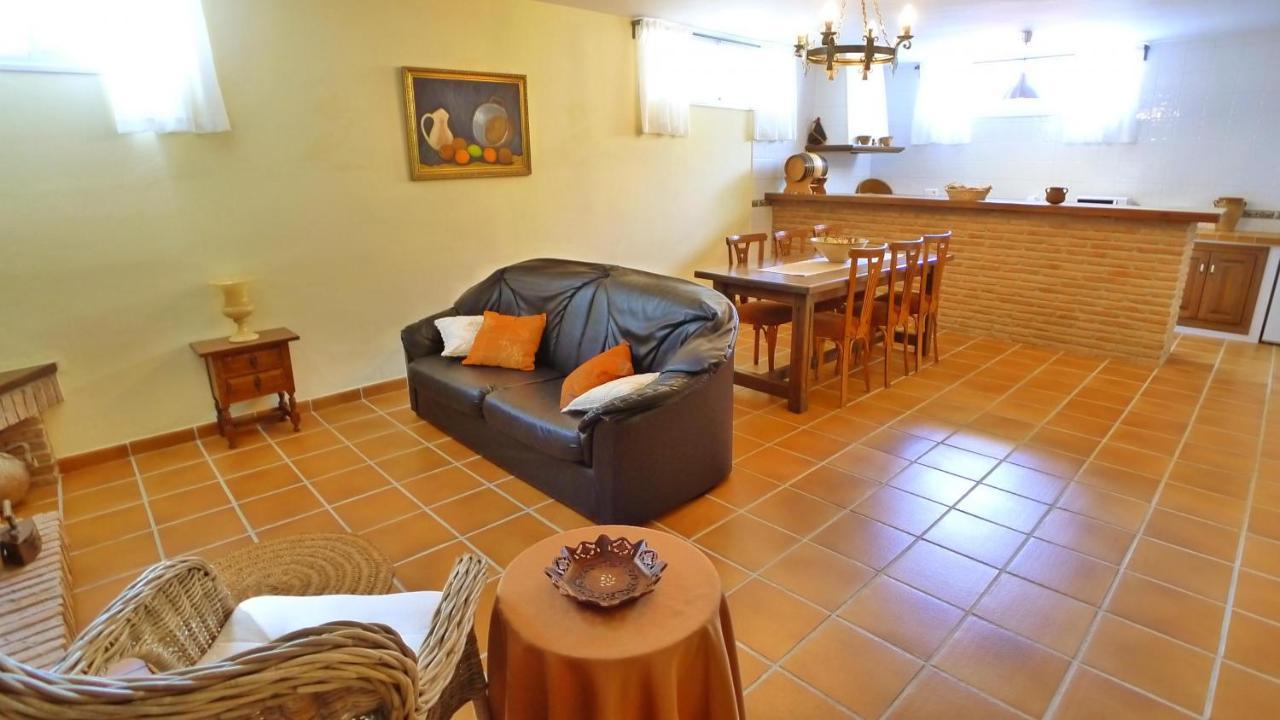 Villa R1044 - Karina