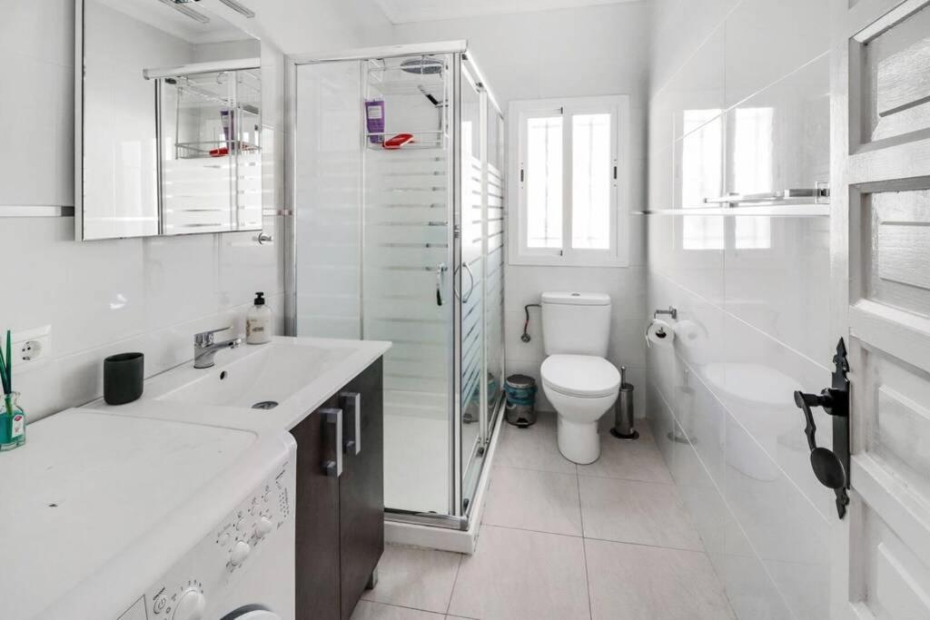 Capistrano Village B, 1 Bedroom + Free Wi-fi *