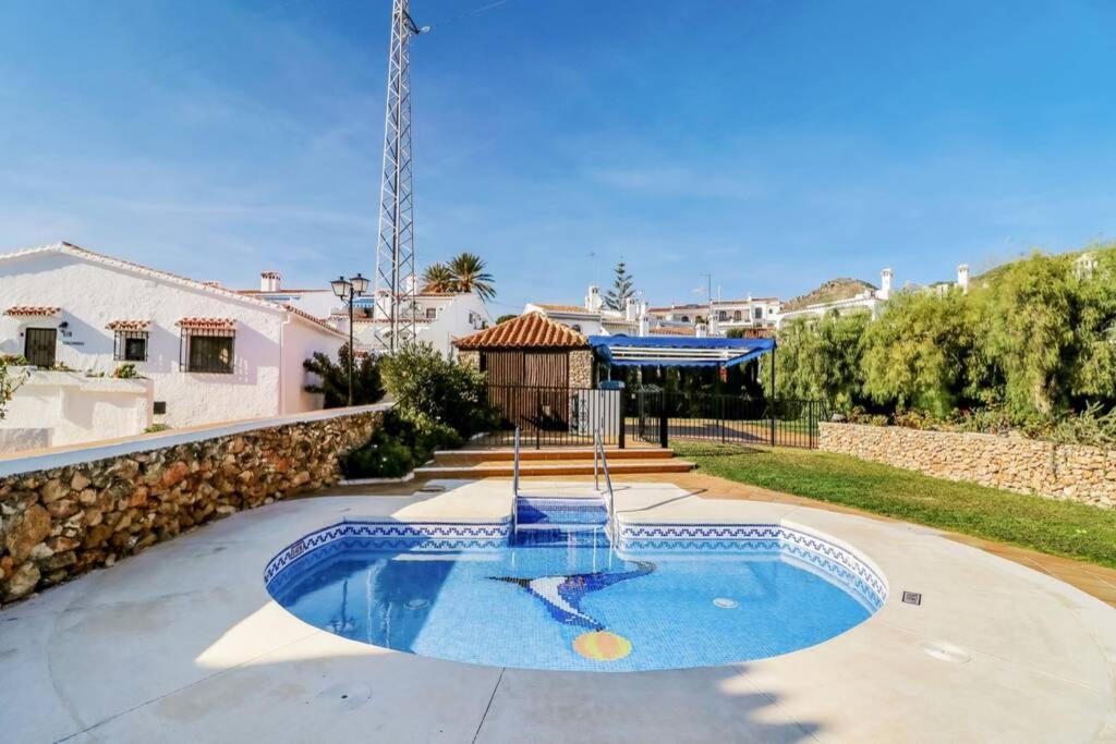 Capistrano Village B, 1 Bedroom + Free Wi-fi *