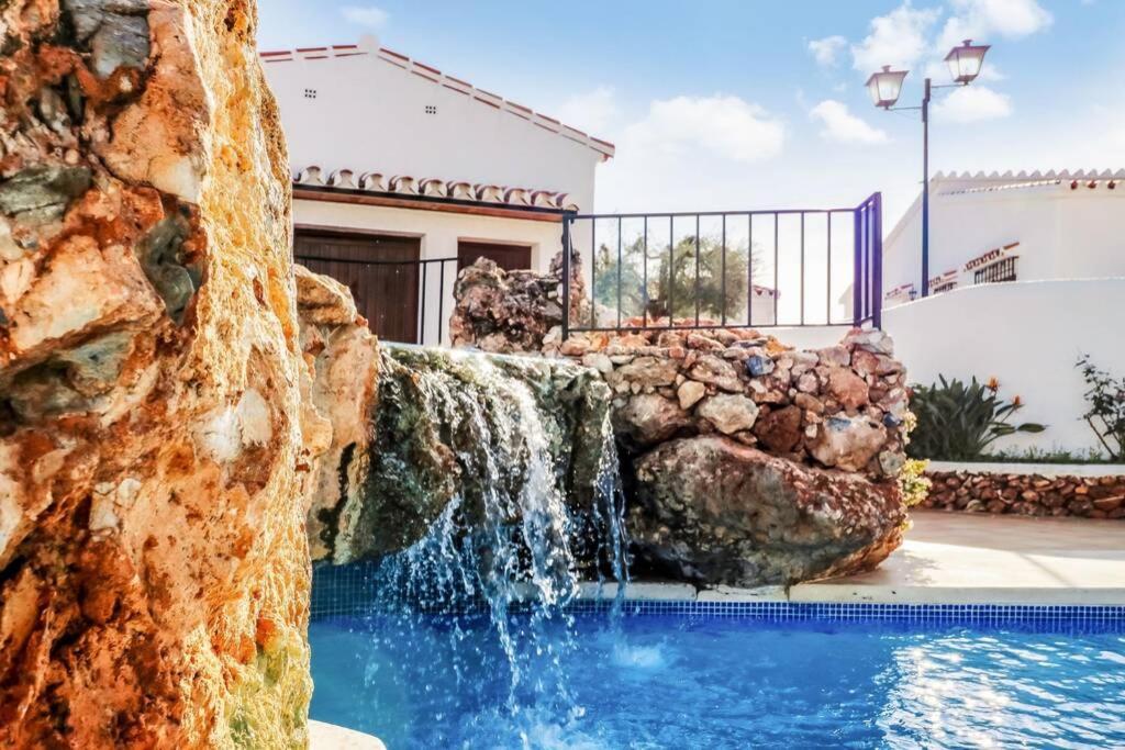 Apartamento Capistrano Village B, 1 Bedroom + Free Wi-fi *