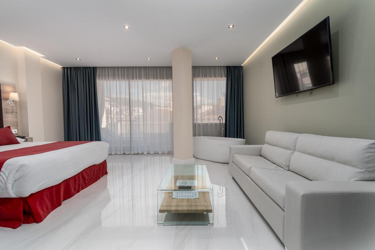 Arcos 3*