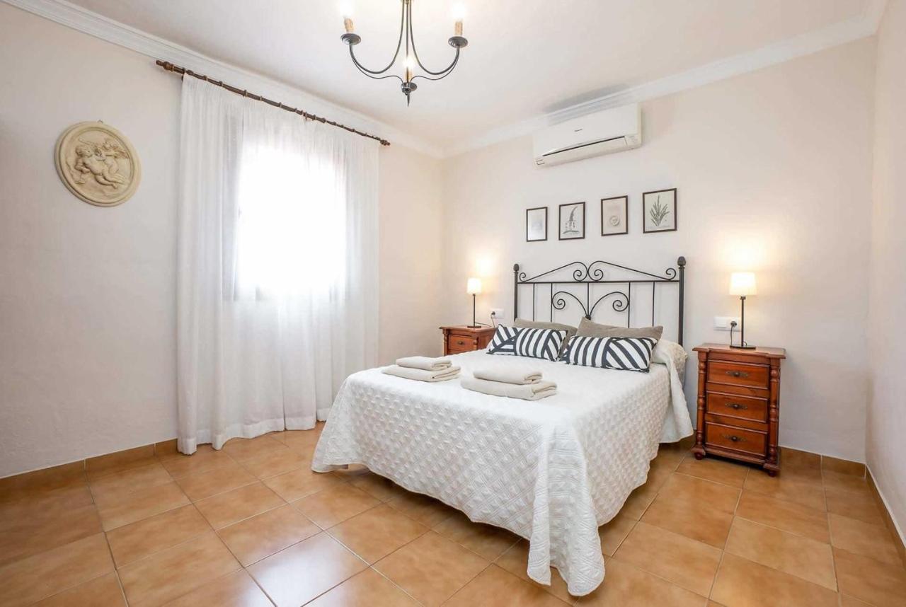Las Minas Villa Nerja