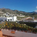 Bonita Villa En Nerja Casa Palomas