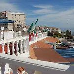 Hostal Marazul