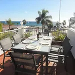 3 Bedroom Beach Frontline Apartment With Parking